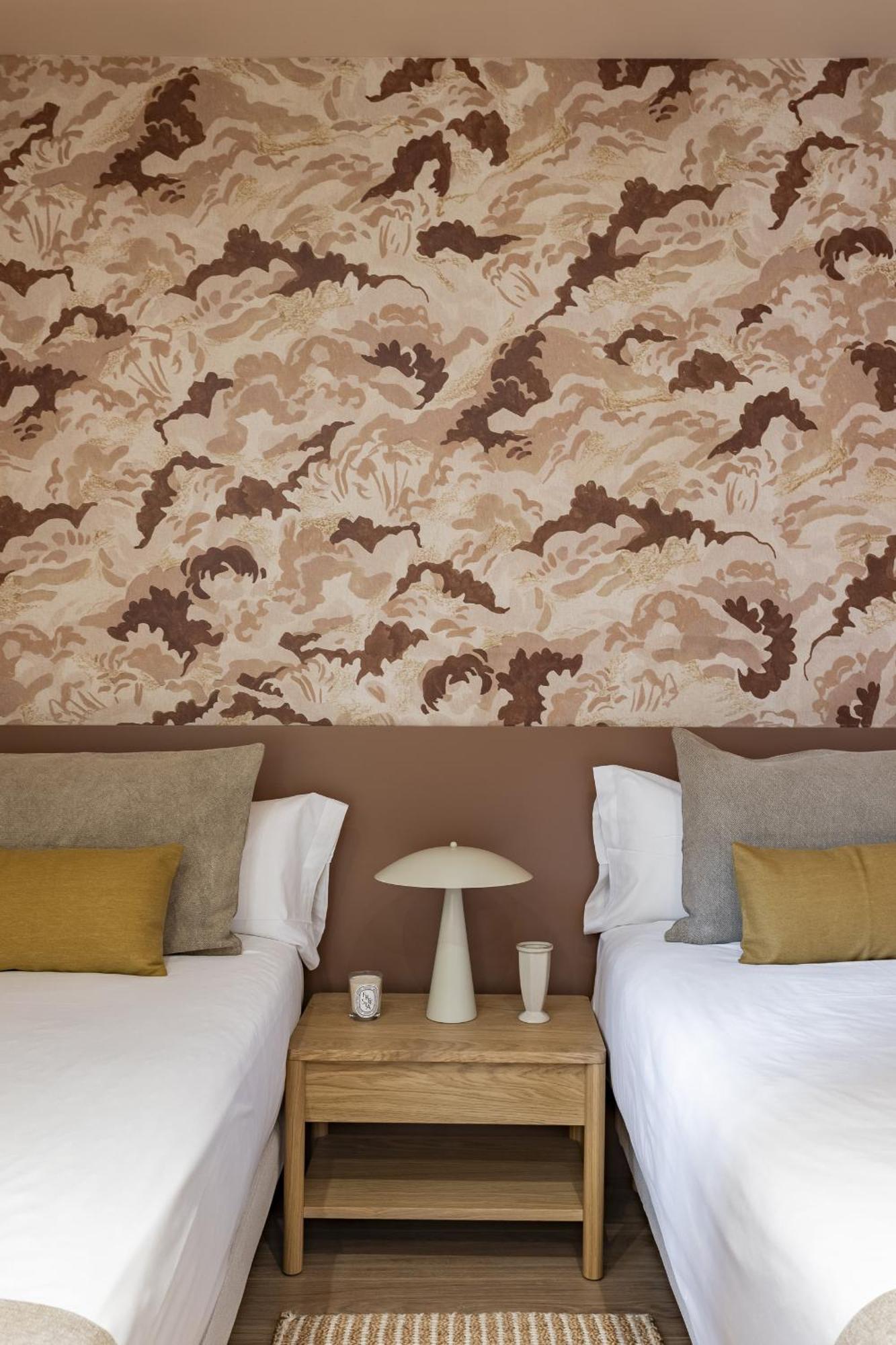 Ola Living Diagonal Guest house *
